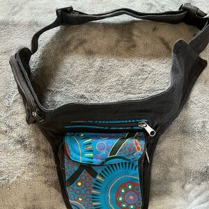 Fanny pack four zipper pockets